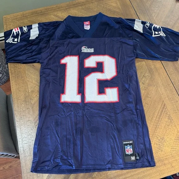 NFL New England Patriots Jersey #12 Brady - Picture 10 of 10
